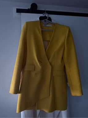 ZARA Mustard Yellow Asymmetric Tailored Blazer